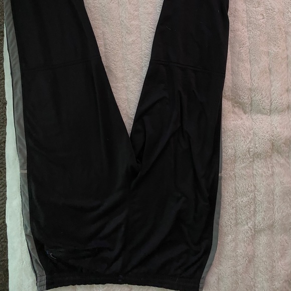 3 for $35 ITEM! MENS Champion Sweatpants - Picture 5 of 6